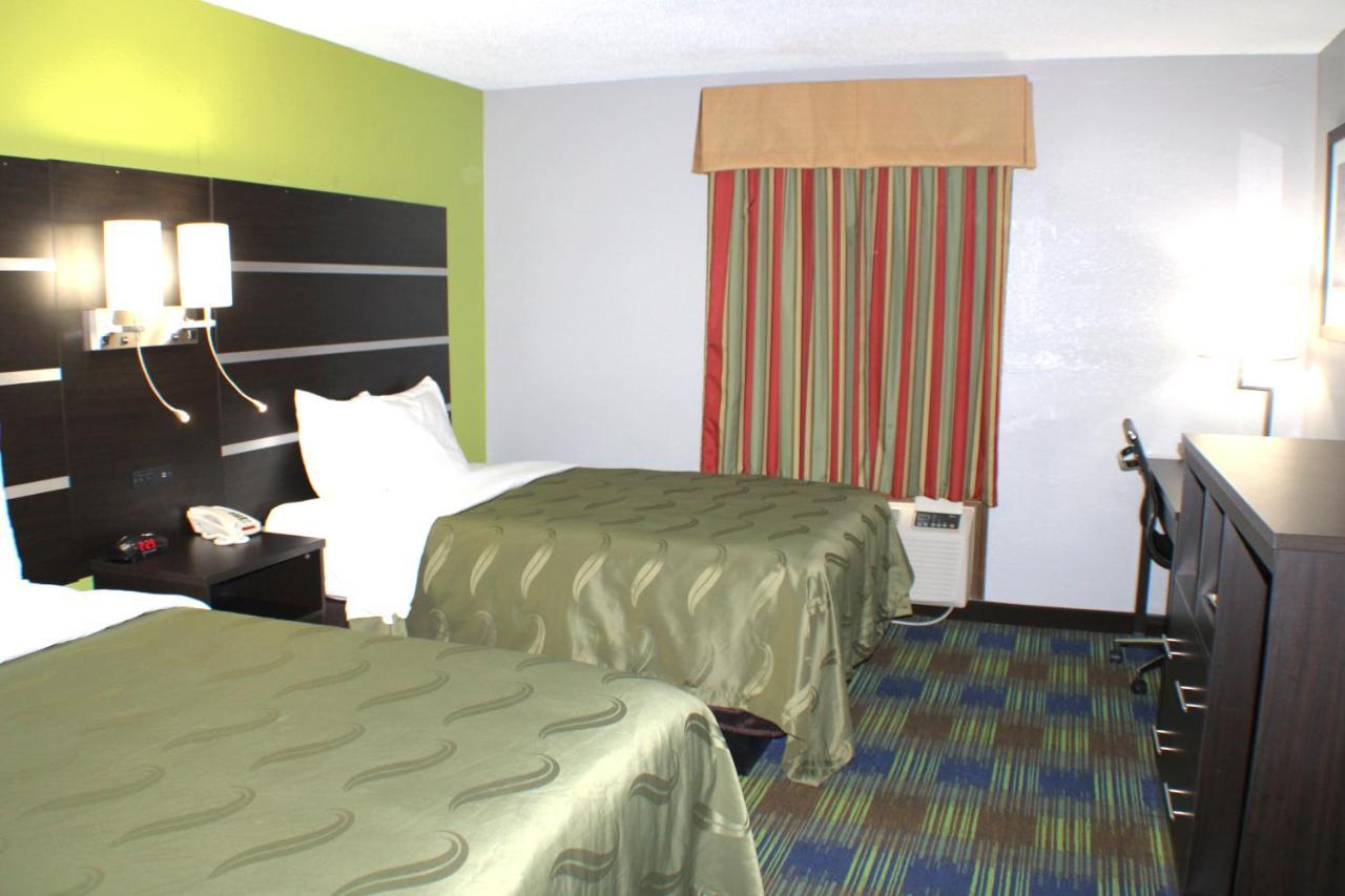 Quality Inn & Suites Bedford West Kültér fotó